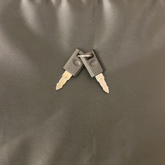 Sanrio Luggage - Picture 15 of 17